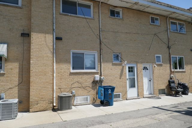 5 E JUDITH ANN Drive 5, Mount Prospect, IL 60056