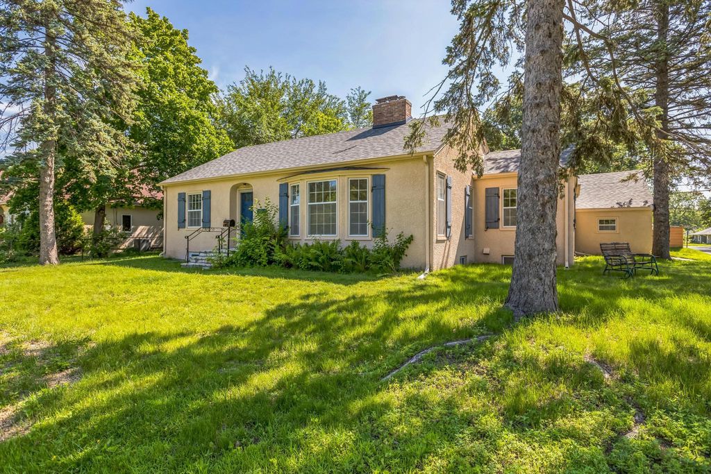 7147 Lyndale Avenue S, Richfield, MN 55423