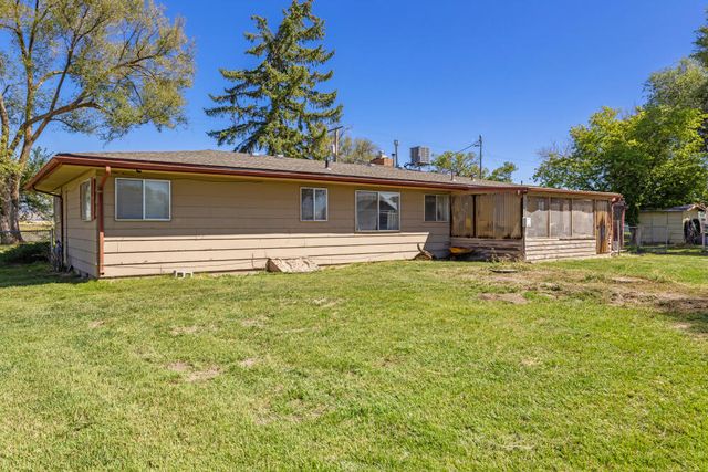 1460 Joe Wright Road, Klamath Falls, OR 97603