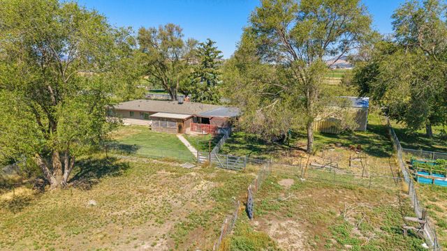 1460 Joe Wright Road, Klamath Falls, OR 97603