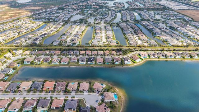 8840 Watercrest Circle, Parkland, FL 33076