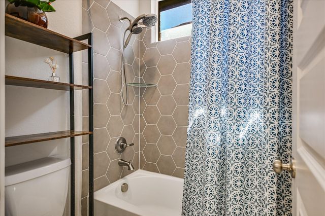 20908 Claire Jean PATH, Pflugerville, TX 78660