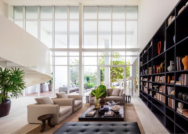 4701 N Meridian Avenue 315, Miami Beach, FL 33140