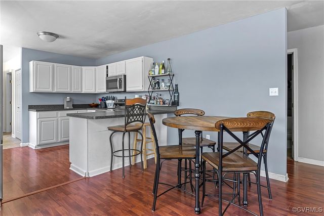 230 Hylawn Ave, Farmville, VA 23901