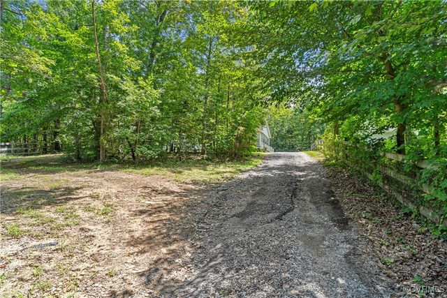 230 Hylawn Ave, Farmville, VA 23901