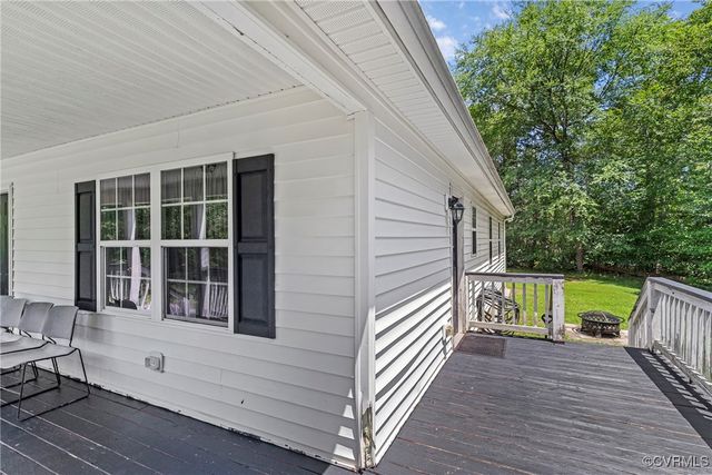 230 Hylawn Ave, Farmville, VA 23901