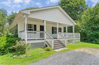 230 Hylawn Ave, Farmville, VA 23901