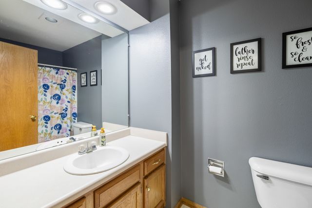 6923 Northview Drive, Urbandale, IA 50322