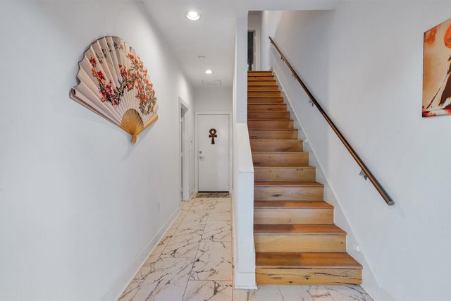 5710 La Vista Drive, Dallas, TX 75206