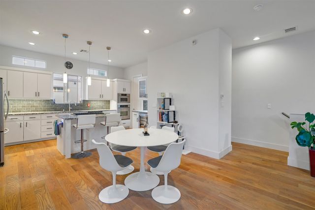 5710 La Vista Drive, Dallas, TX 75206