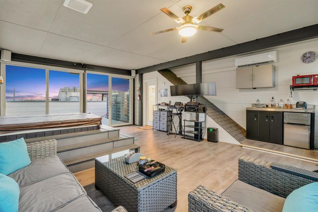 5710 La Vista Drive, Dallas, TX 75206