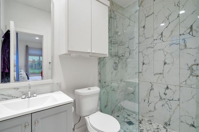 5710 La Vista Drive, Dallas, TX 75206