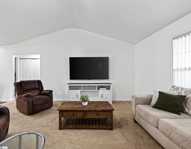 6 Babbling Creek Court, Fountain Inn, SC 29644