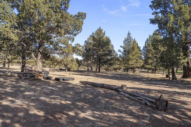 18495 Crawford Trail, Sisters, OR 97759