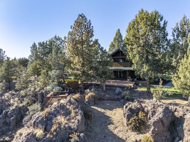 18495 Crawford Trail, Sisters, OR 97759