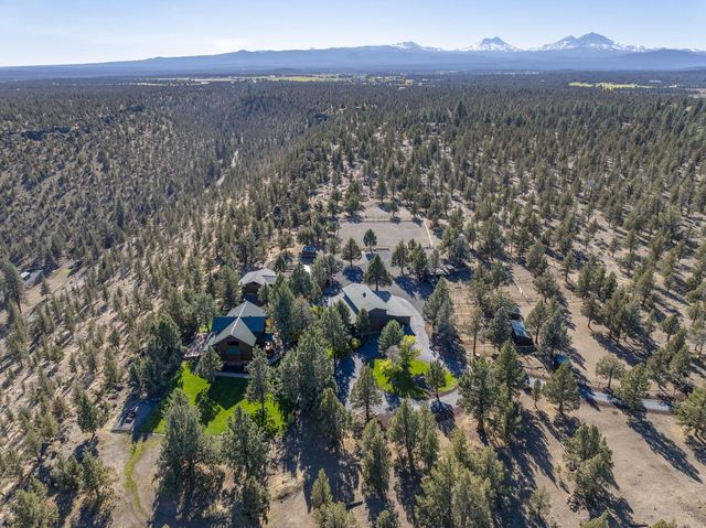 18495 Crawford Trail, Sisters, OR 97759