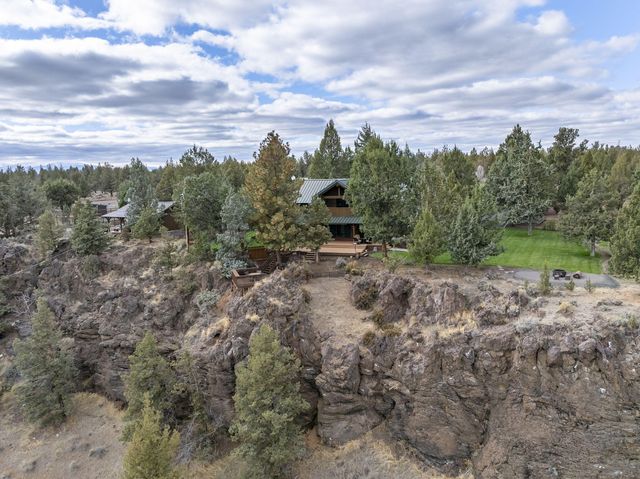 18495 Crawford Trail, Sisters, OR 97759