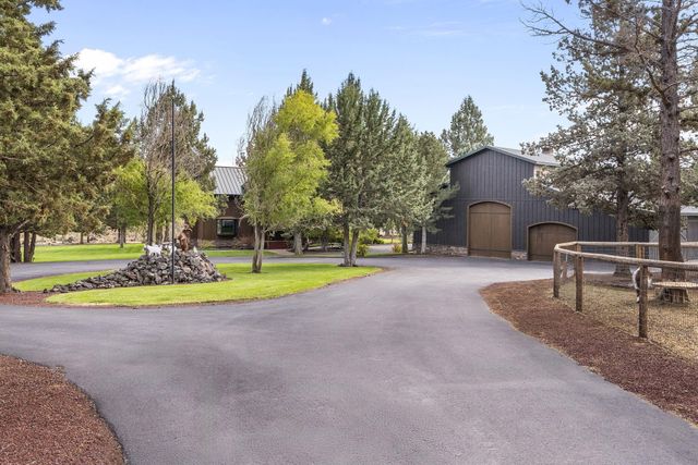 18495 Crawford Trail, Sisters, OR 97759