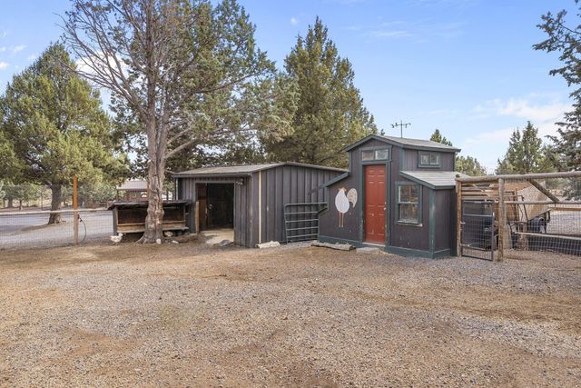 18495 Crawford Trail, Sisters, OR 97759