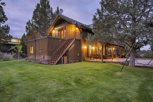 18495 Crawford Trail, Sisters, OR 97759