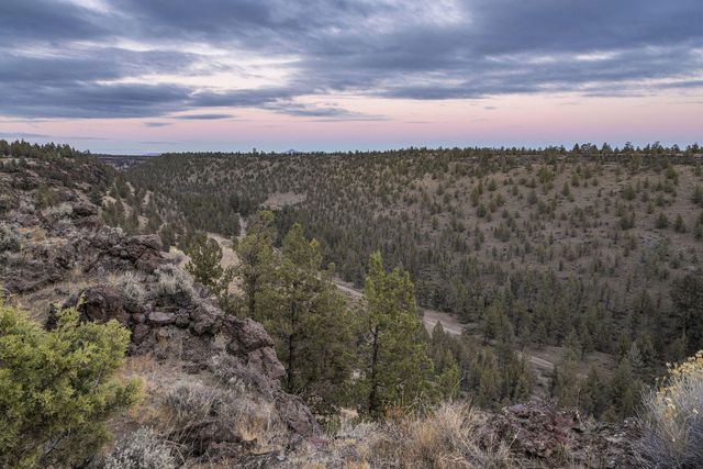 18495 Crawford Trail, Sisters, OR 97759