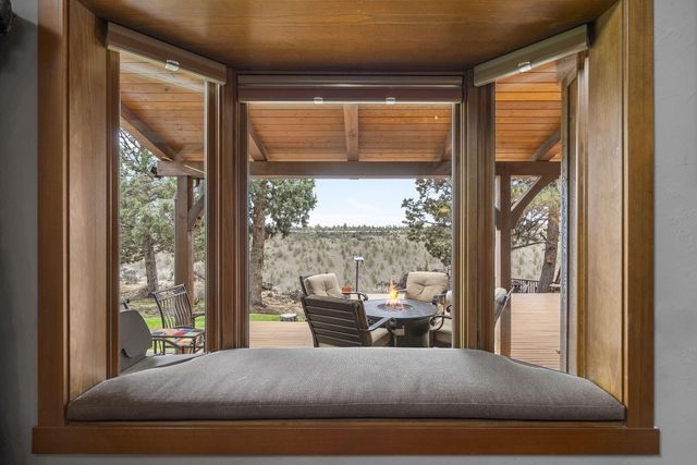 18495 Crawford Trail, Sisters, OR 97759