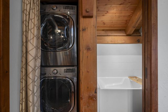 18495 Crawford Trail, Sisters, OR 97759