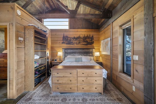 18495 Crawford Trail, Sisters, OR 97759