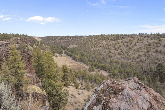 18495 Crawford Trail, Sisters, OR 97759