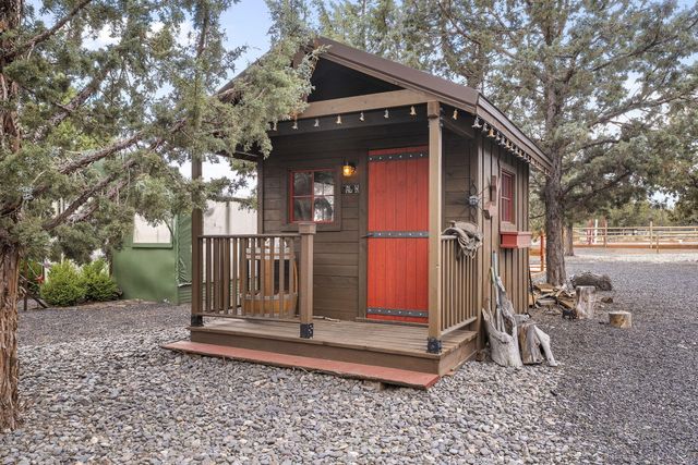 18495 Crawford Trail, Sisters, OR 97759