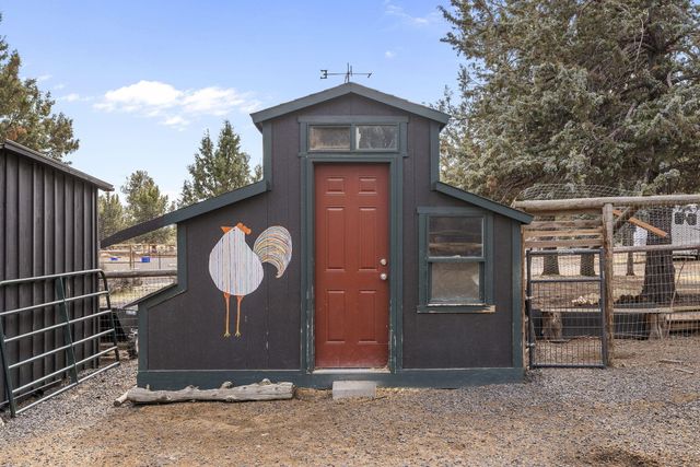 18495 Crawford Trail, Sisters, OR 97759