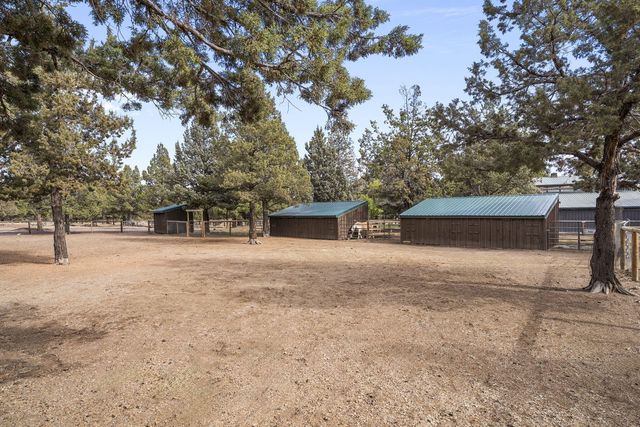18495 Crawford Trail, Sisters, OR 97759