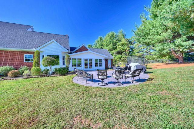 652 Beaver Road, Walton, KY 41094