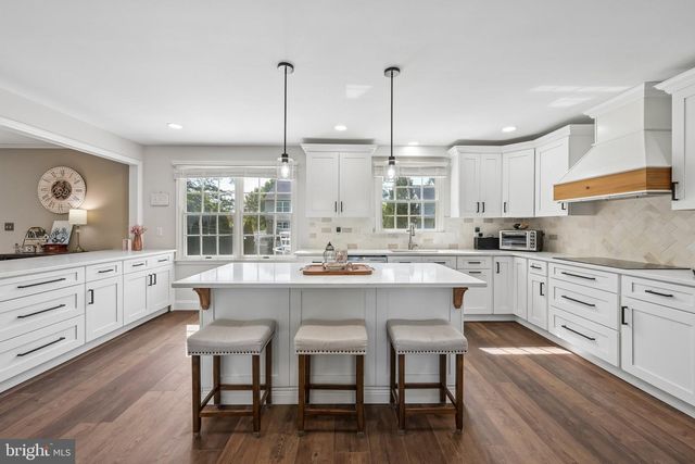 39 OLD REPUBLIC LN, Marlton, NJ 08053