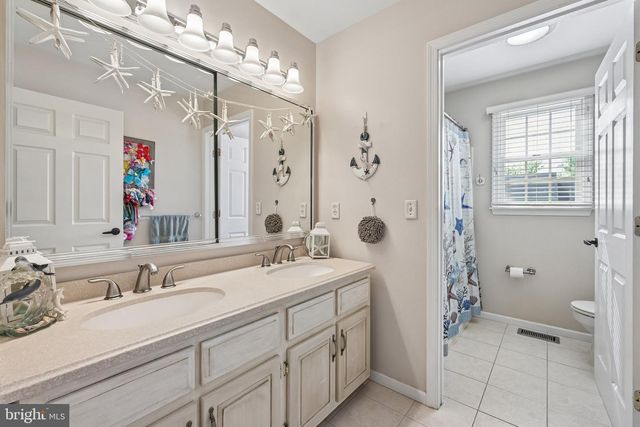 39 OLD REPUBLIC LN, Marlton, NJ 08053