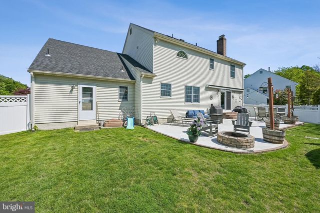 39 OLD REPUBLIC LN, Marlton, NJ 08053