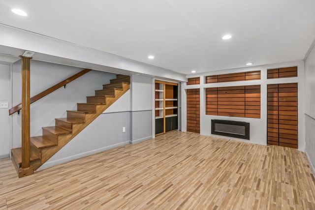 3209 Random Road, Eagan, MN 55121