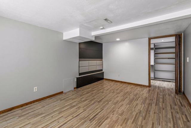 3209 Random Road, Eagan, MN 55121