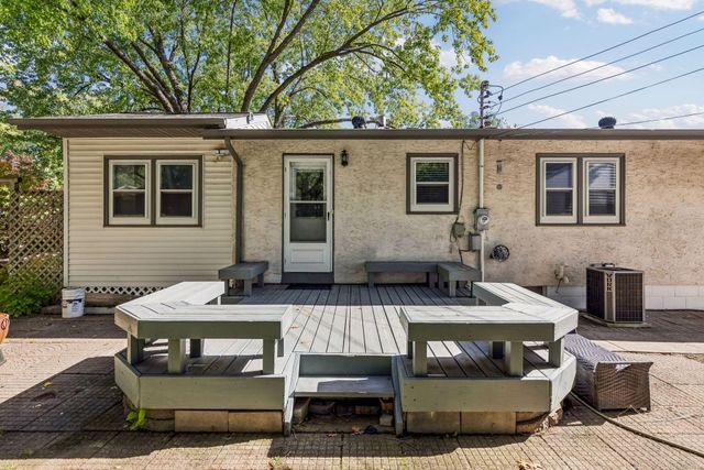 3209 Random Road, Eagan, MN 55121