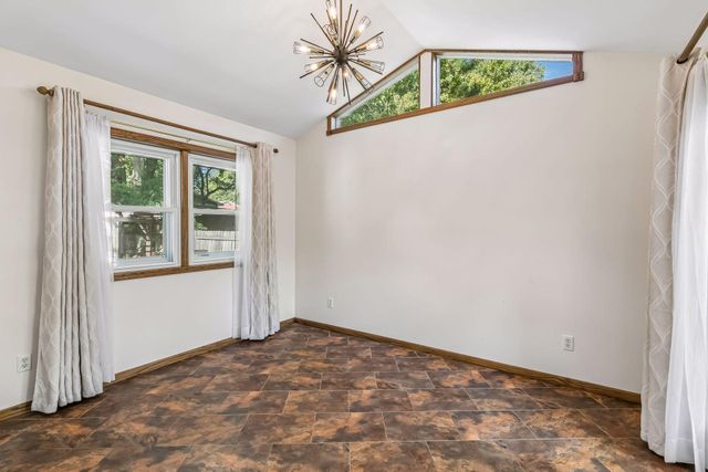 3209 Random Road, Eagan, MN 55121