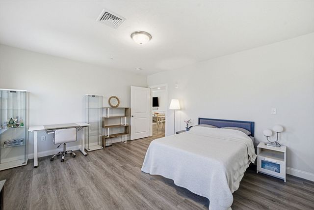 320 Middlesex Ave D208, Medford, MA 02155