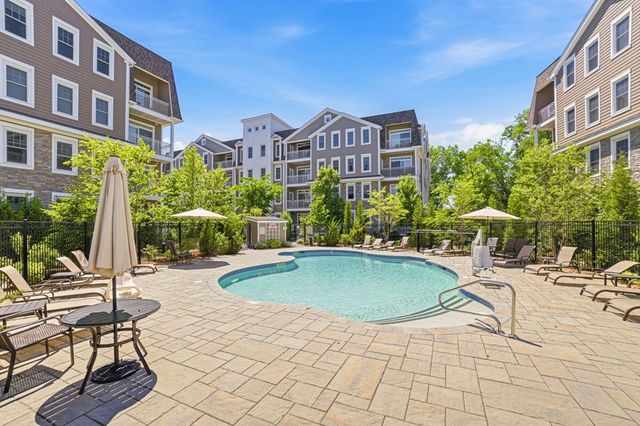 320 Middlesex Ave D208, Medford, MA 02155