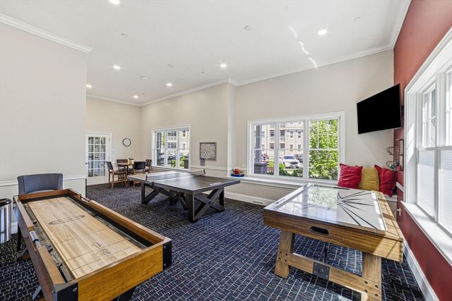 320 Middlesex Ave D208, Medford, MA 02155