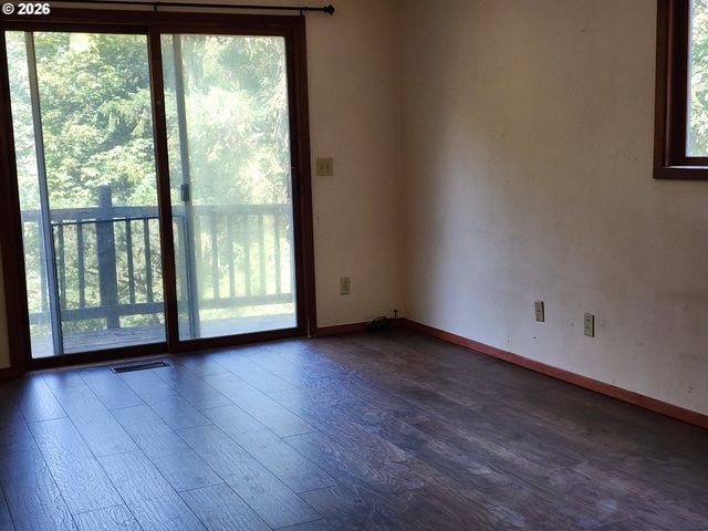 16750 S STONE HILL Dr, Molalla, OR 97038