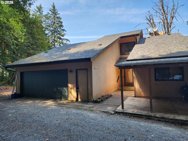 16750 S STONE HILL Dr, Molalla, OR 97038