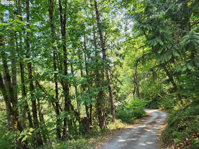 16750 S STONE HILL Dr, Molalla, OR 97038
