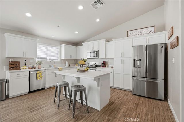7125 Cattail Creek, Bakersfield, CA 93311