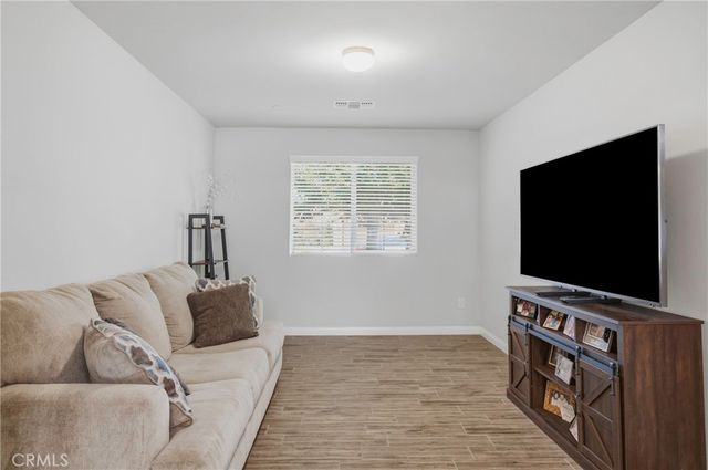 7125 Cattail Creek, Bakersfield, CA 93311