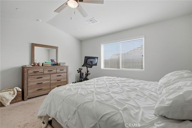 7125 Cattail Creek, Bakersfield, CA 93311