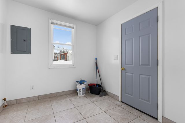 503 Vincent Avenue, Rockford, IL 61102